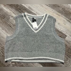 Divided H&M Grey Knit Sleeveless Vest